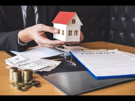 Understanding the Role and Importance of a Contract Lawyer in Real Estate Transactions