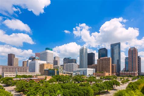 Top Real Estate Law Firms: Navigating Legal Challenges in Houston's Market